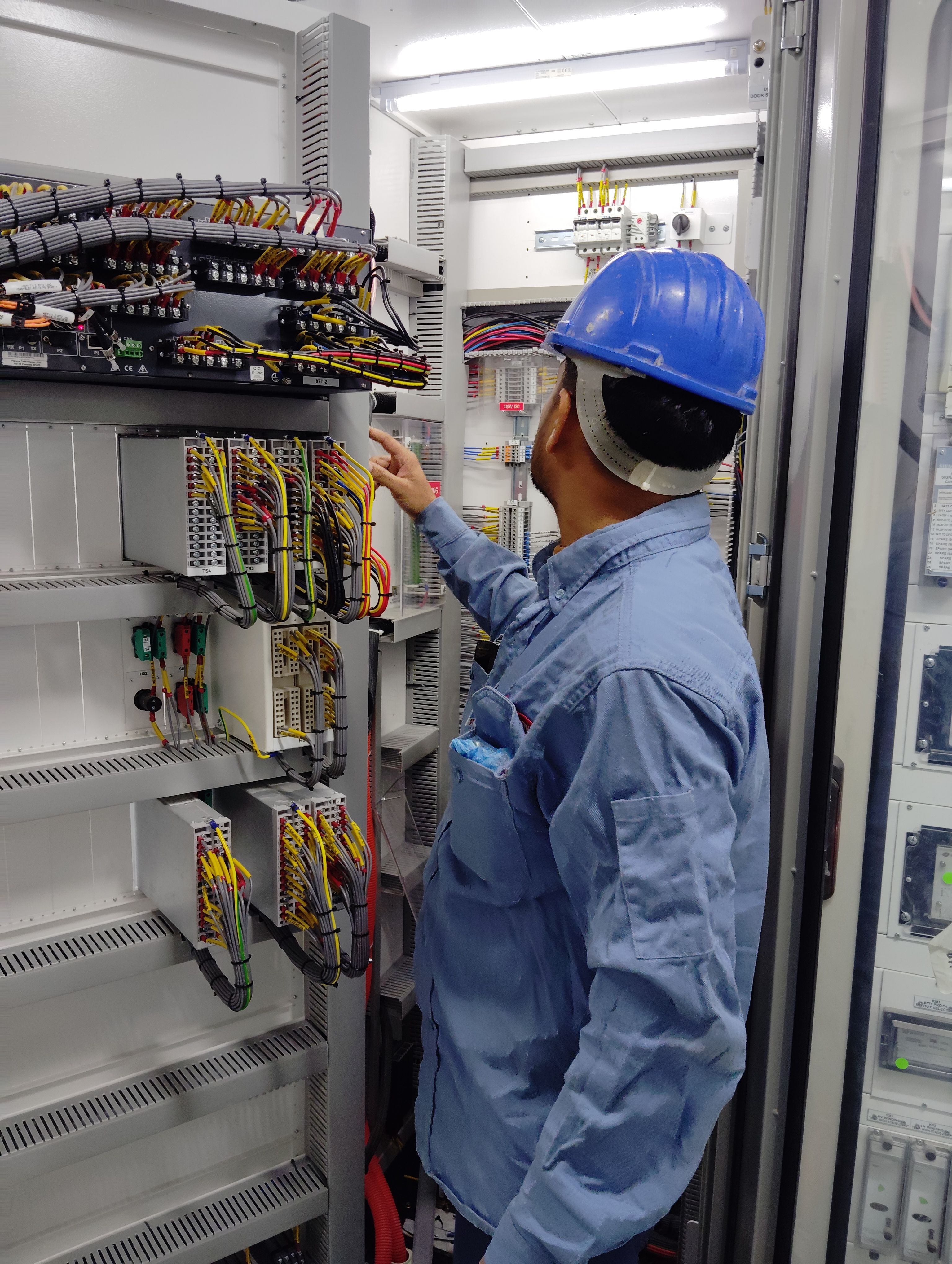 Electrical Stores 2